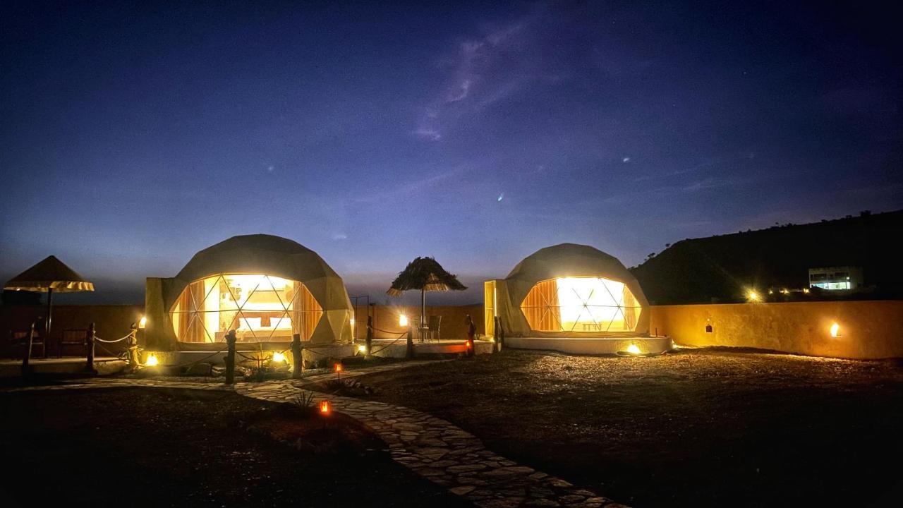Готель Jabal Shams Domes Saab Bani Khamis Екстер'єр фото